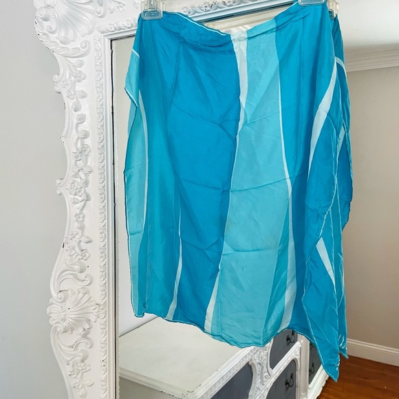 Vintage VERA Scarf - Picture 2 of 10